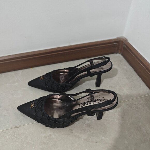 Chanel Logo Pointed Toe Slingbacks - Picture 2 of 7